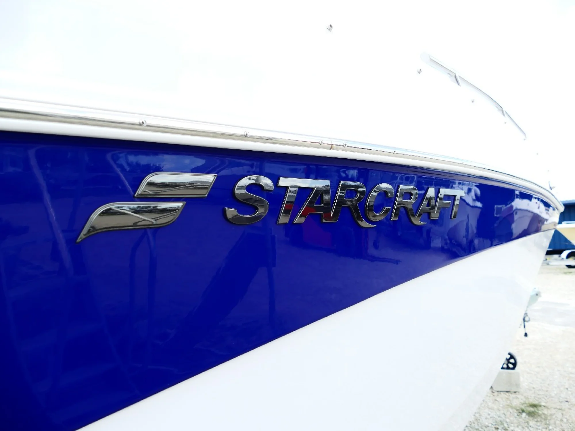 2026 Starcraft SVX 231 DH Dual Helm Deck Boat #62F - Image 2